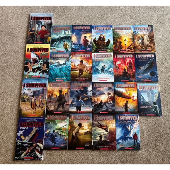 I Survived Book Lot Set of 23 Bundle LAUREN TARSHIS Graphic Novels - Picture 1 of 7
